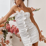 Amanecer Blanco: Vestido Mini Con Volantes